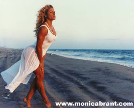 Monica Brant (13).jpg