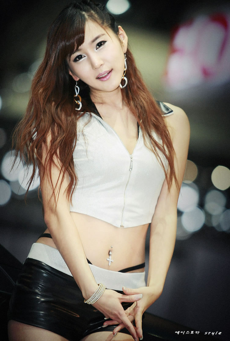 韩国美女车模 (18).jpg