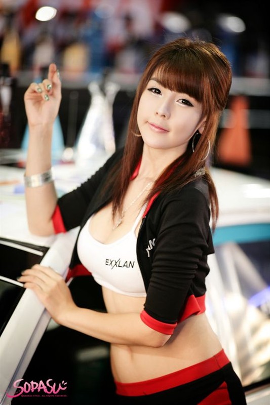韩国美女车模 (36).jpg