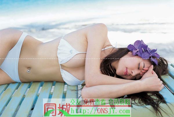 周韦彤 (29).jpg