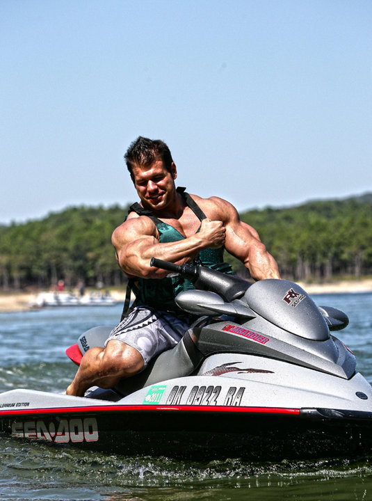 Steve Kuclo.jpg