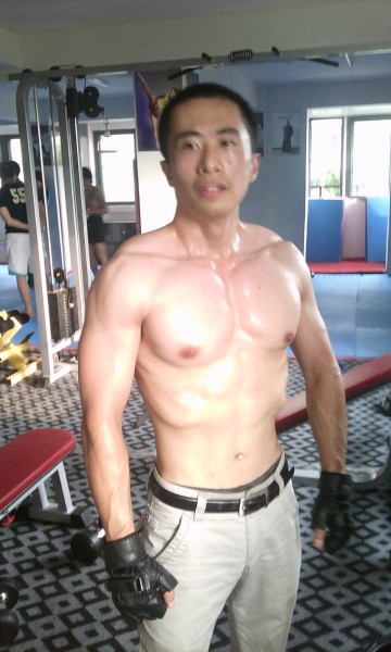 57.5KG时候的照片，才恢复锻炼没多久 第一张.jpg
