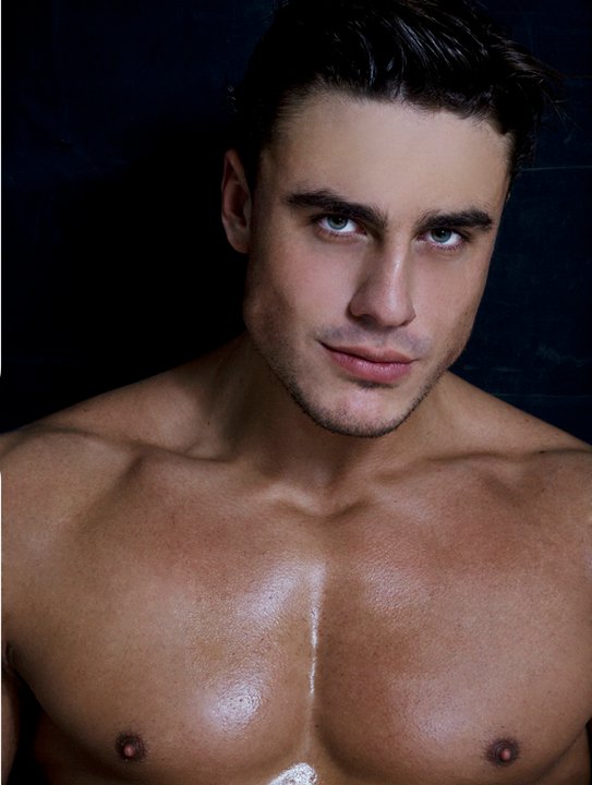 igor_filin_shirtless.jpg