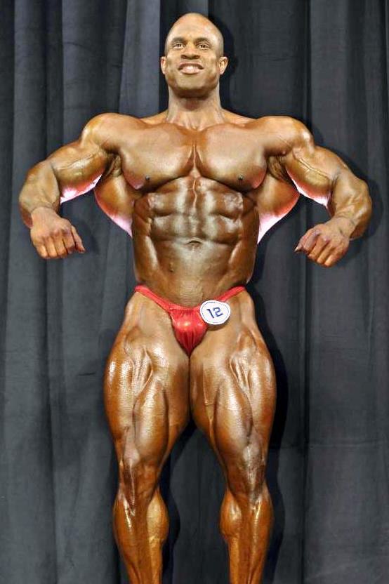 arnold-classic-2011-victor-martinez.jpg