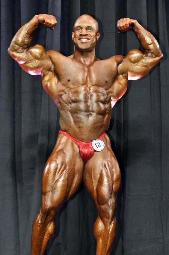 arnold-classic-2011-victor-martinez-2.jpg