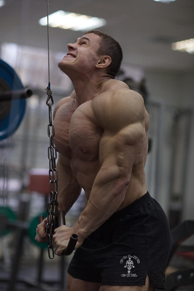 Alexei Lesukov en route pour l\'Arnold Amateur.jpg