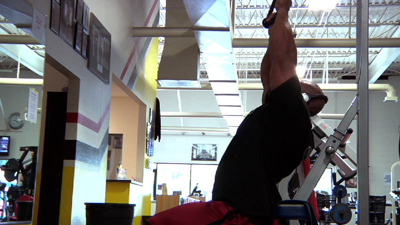 Cable pull-down (reverse motion) - FST 7－1.jpg