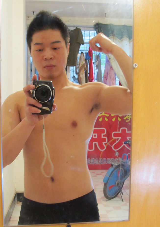 我来晒晒手臂 - 默认相册 - 精彩健身网.png