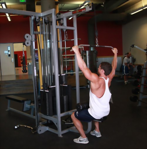 Wide-Grip Lat Pulldown－1.jpg