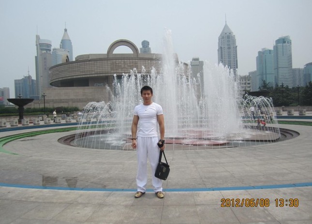 0OIG4K730JY1APPEZZ]9@MP.jpg