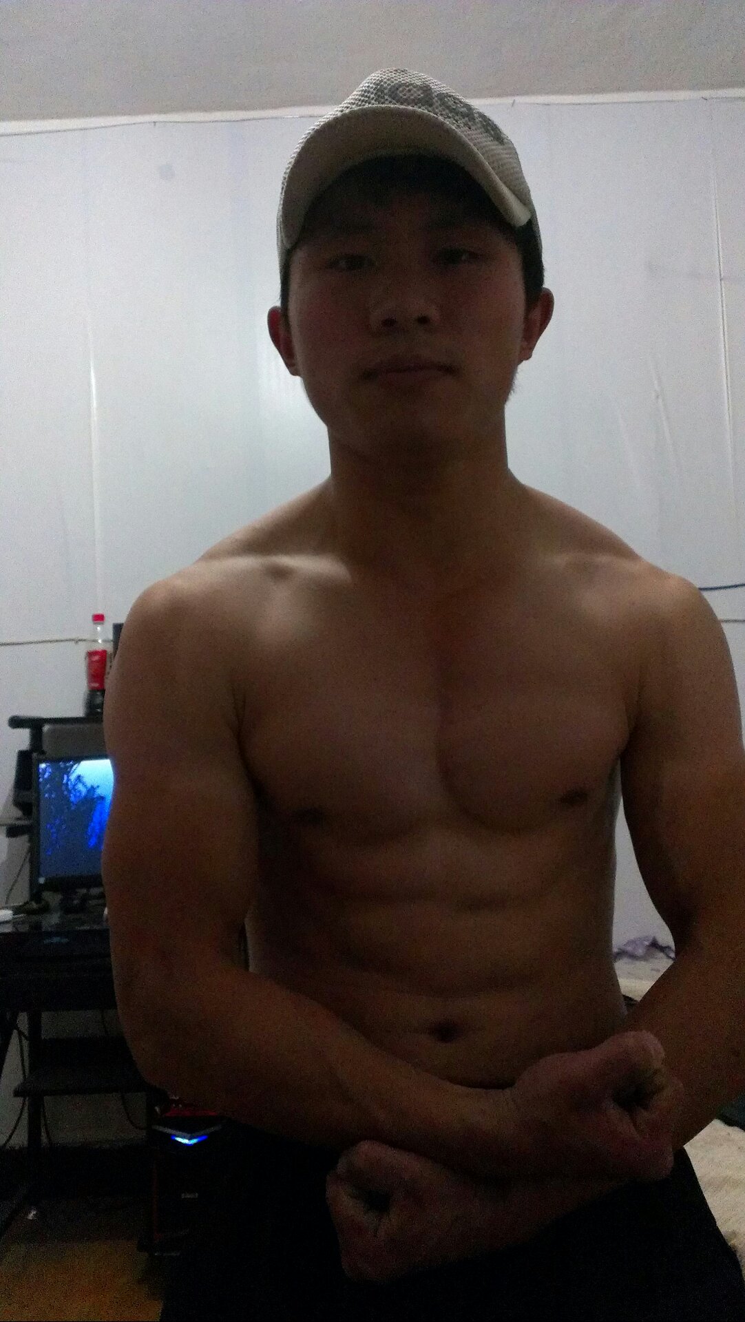 正面腹肌.jpg