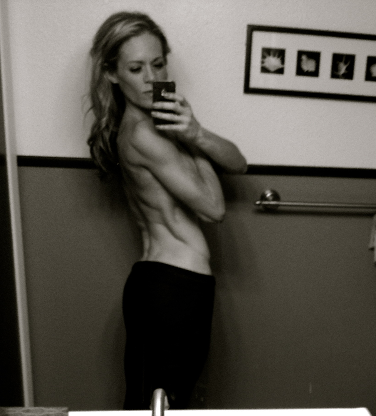 tumblr_mid4z9PkXS1qlbnppo1_1280[1].jpg