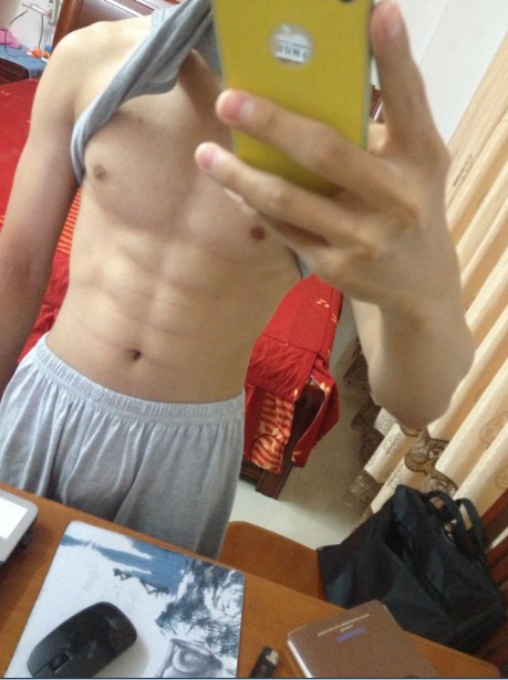 KTKLKO(D_CQR_0Y4}08P]Y8.jpg