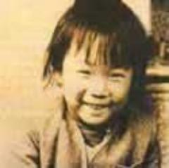 这么小的眼睛，无人能出林亿莲之右.jpg