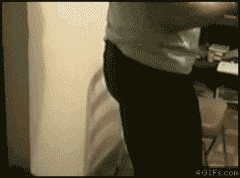 恶作剧.gif