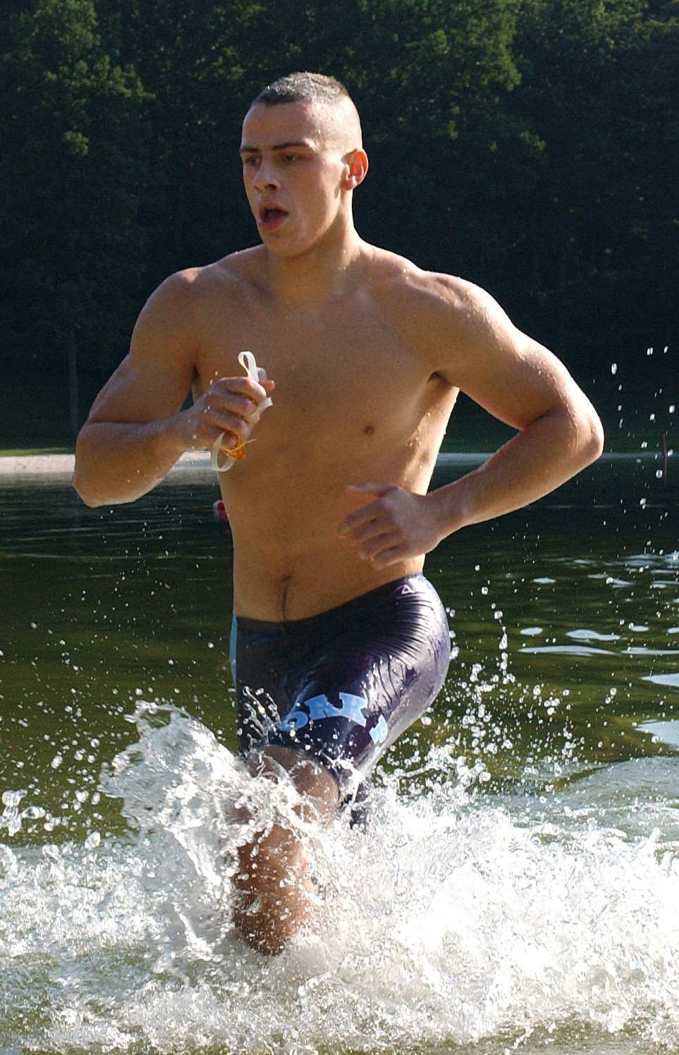 Soldier_running_in_water.jpg