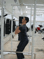 哑铃推举.gif