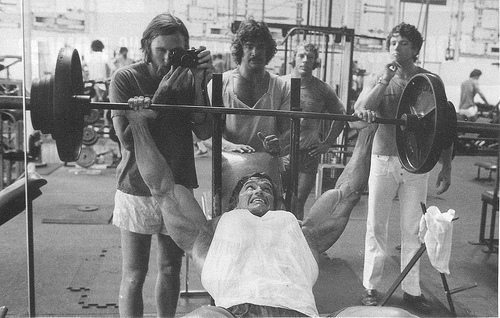 arnoldbenchpress.jpg